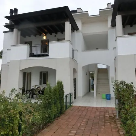 Comfortable Flat In A With Swimming Pool *