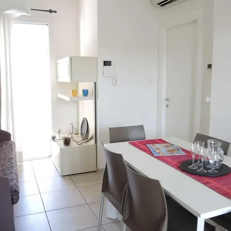 Apartment Comfortable Flat In A With Swimming Pool