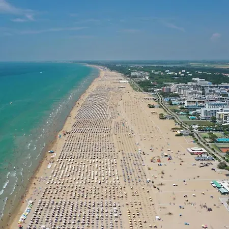 Comfortable Flat In A With Swimming Pool * Bibione
